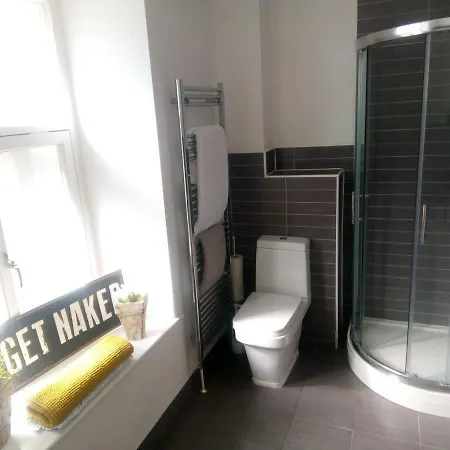 Flat 7 - Stunning Two Bed Open Plan City Center Flat 公寓 布里斯托