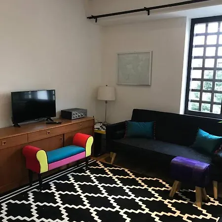 Flat 7 - Stunning Two Bed Open Plan City Center Flat *